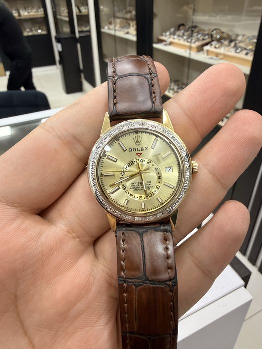Золотые часы Rolex с Бриллянтами