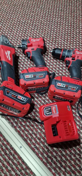 Set scule acumulator 18w