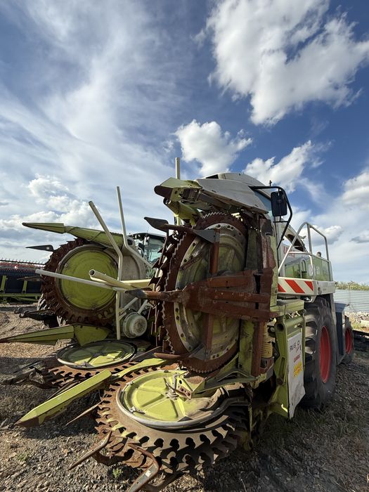 CLAAS Jaguar 830