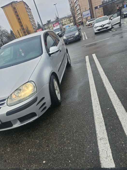 De vânzare Golf 5 1.9 TDI