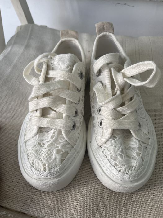 Кецове Steve Madden и кецове Зара