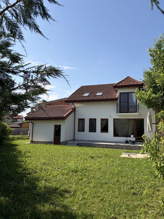Casa parter + etaj mansardat 120 mp utili