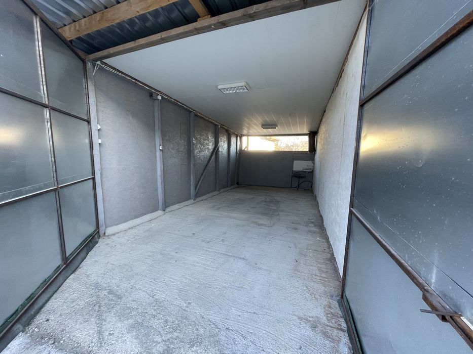 Давам халета помещения поднаем за складове или сервизи