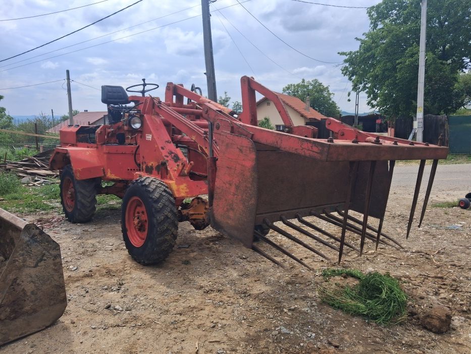 Minivola Atlas Încărcător frontal Motor deutz ,cupa crocodil