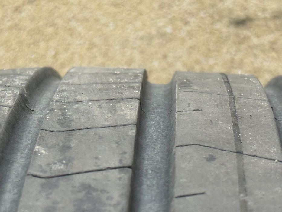 255/35/19 Pirelli P Zero летни гуми
