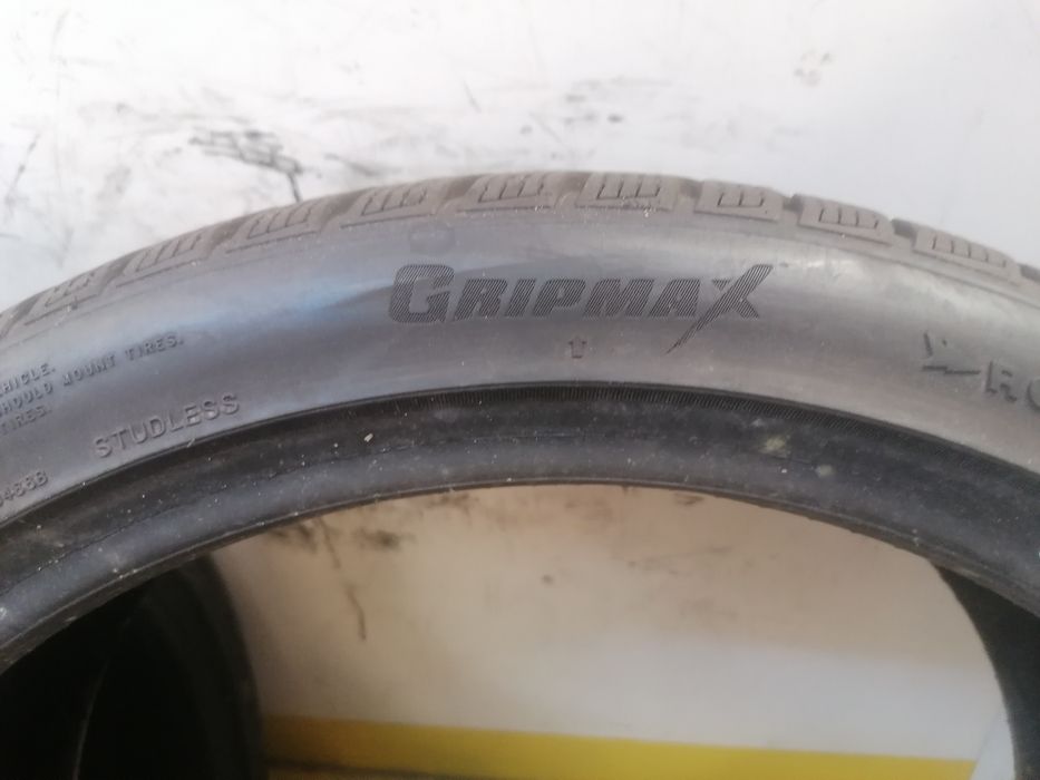 205/40/18 Iarna 4 Gripmax 86v dot 3321. 7,,13mm