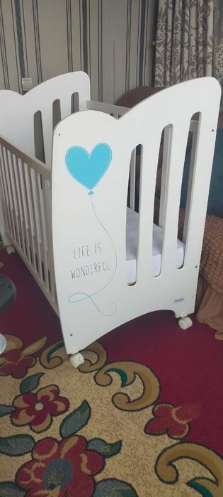 Продам манежку классную