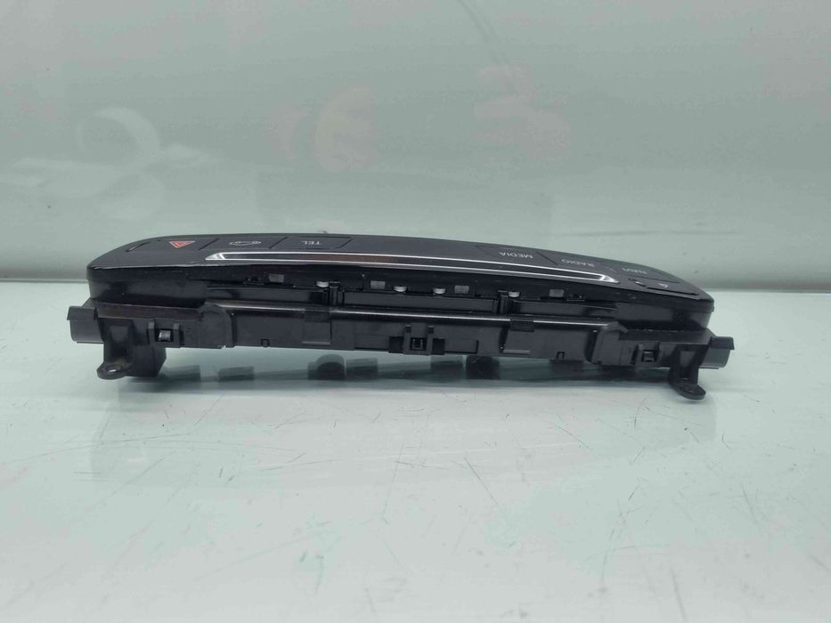 Panou media Mercedes Clasa C Combi (S205) [Fabr 2015-prezent] A205905