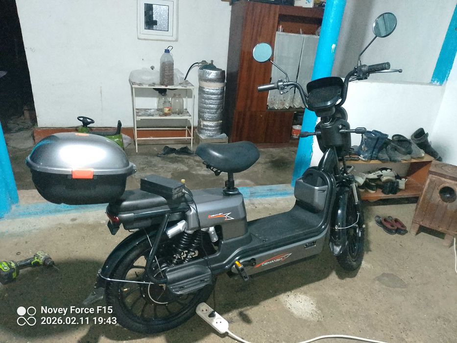 Skuter sotiladi xolati zur