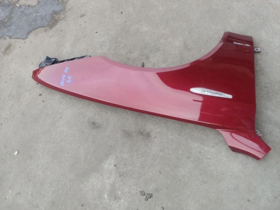 aripa dreapta fata alfa romeo 159