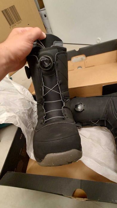 Продавам сноуборд обувки Burton Ruler BOA MNS (мъжки) 10.5