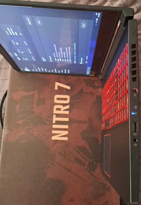 Laptop Gaming Acer Nitro 7 AN715-51-78BL