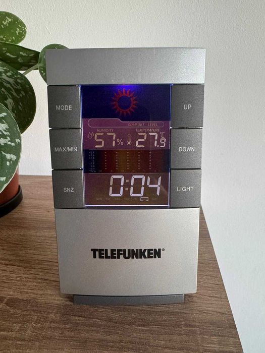 Stație meteo Telefunken cu ceas, temperatură și alarmă