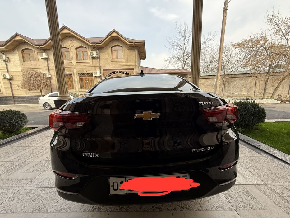 Chevrolet Onix 2024