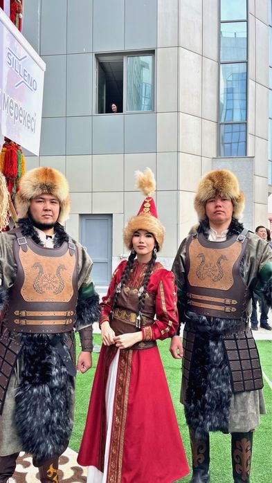 Аниматоры Батыры хостес встреча гостей