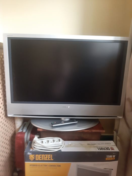 Продаю телевизор Sony