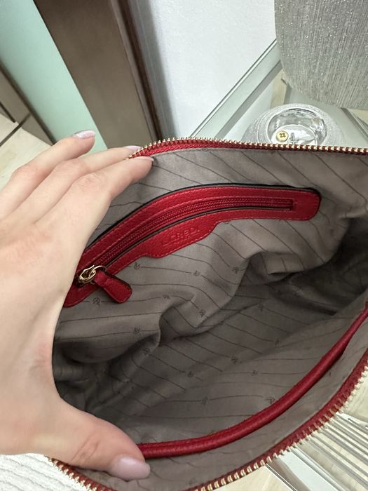 Geanta rosie de piele