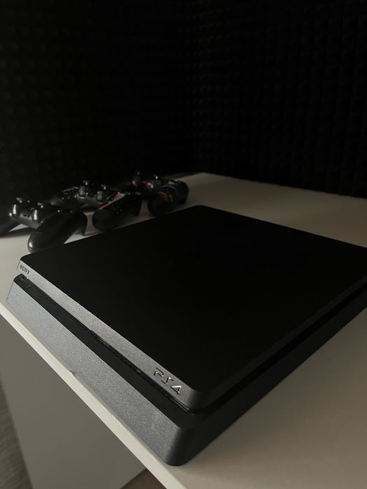 Продам ps4 slim 1tb , playstation 4 slim 1tb