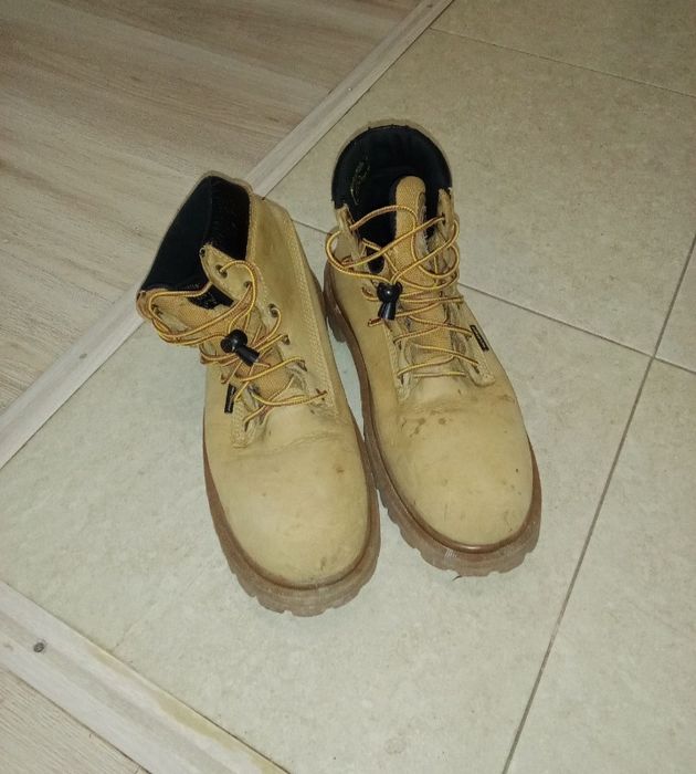 Продам спецобувь