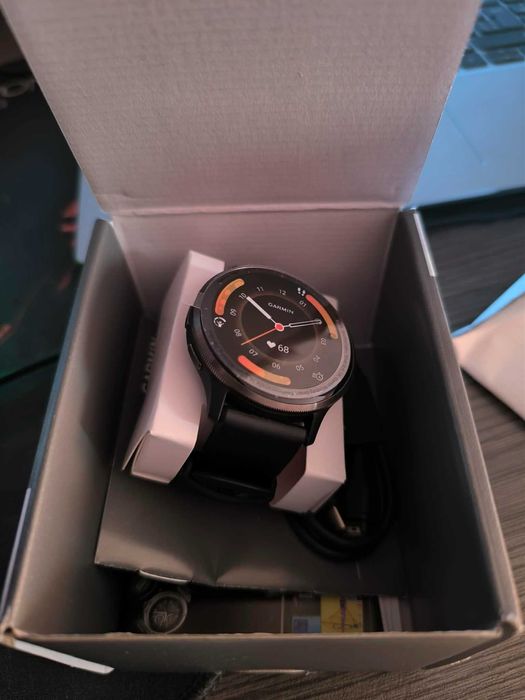 Garmin Venu 3 Health & Fitness GPS Smartwatch