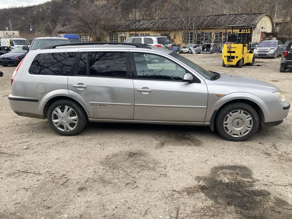 Форд Мондео комби 2.0 д на части. Може и цяло!