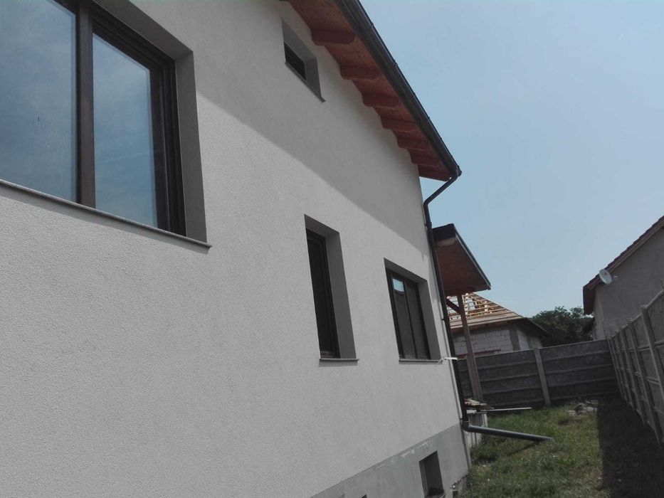 Casa noua de vanzare