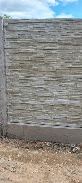 Gard din beton prefabricat