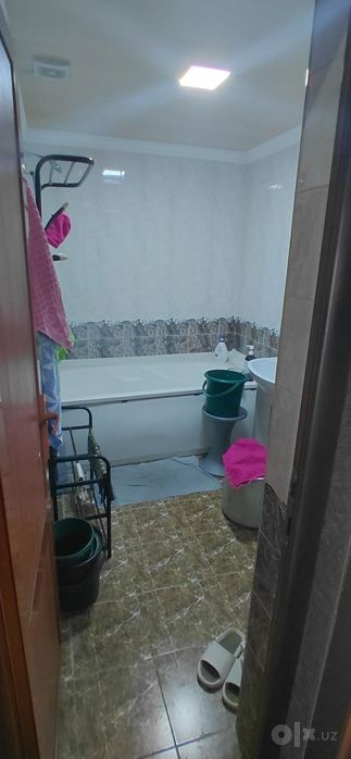Продается 4 ком квартира 2 этаж в районе Суперхотдога