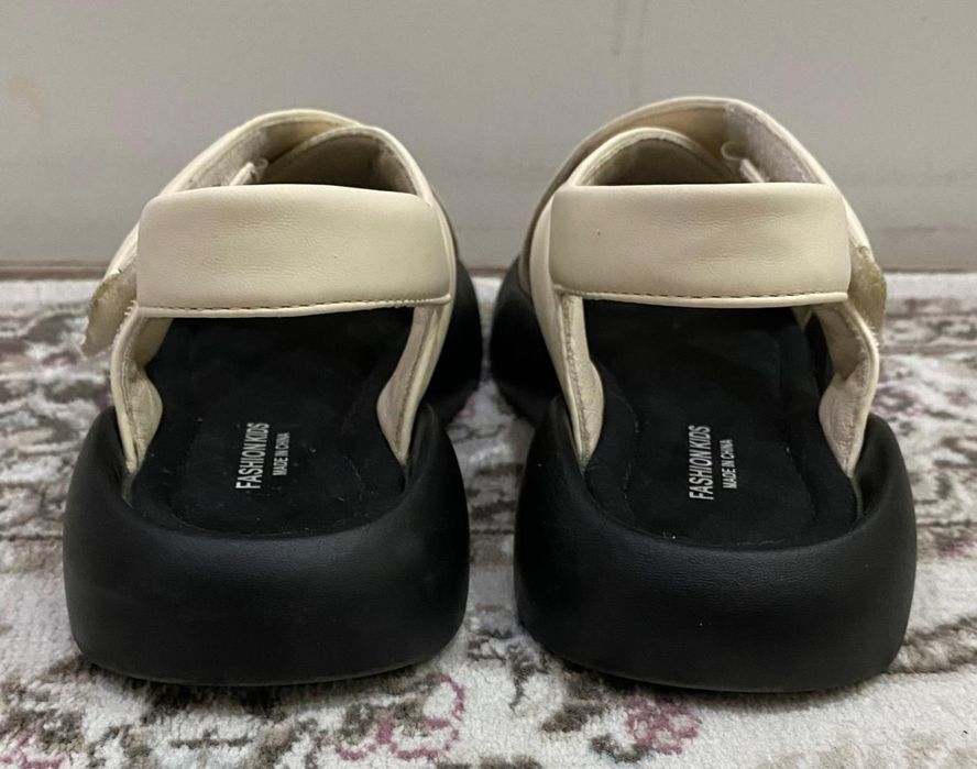 Сандали для девочки