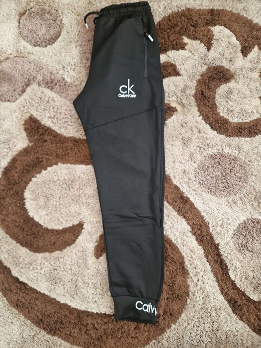 Pantaloni lungi barbati