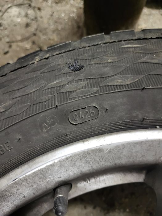 Продам диски с шинами