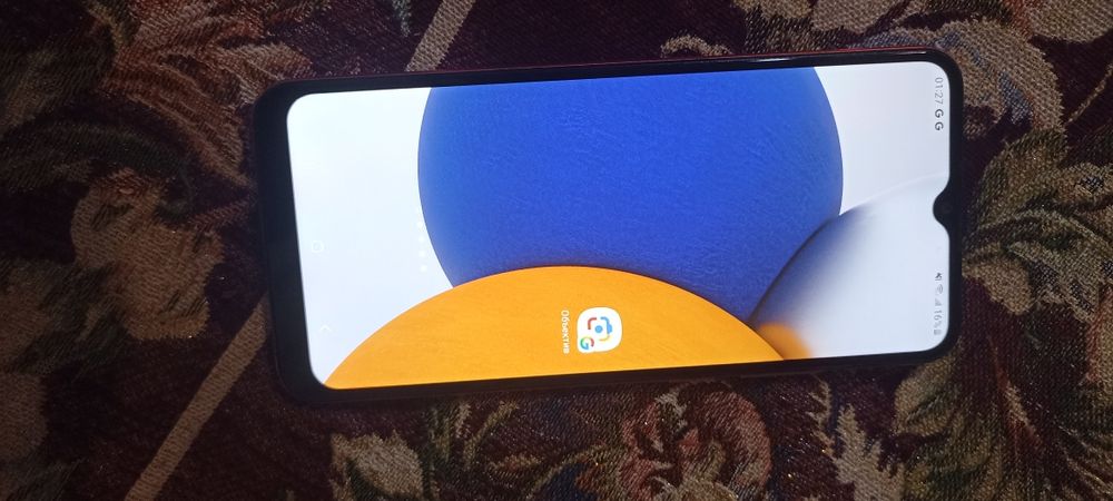 Продаю телефон Самсунг Galaxy A03 64 ГБ