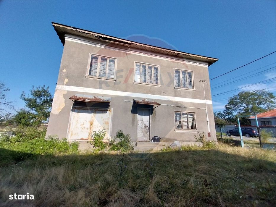 Casă / Vilă de vânzare in Bucovat, Sarbatoarea