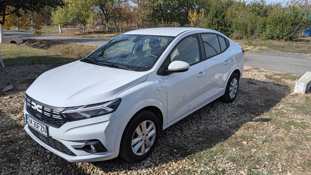 Dacia Logan III Expresion 2023, MT5