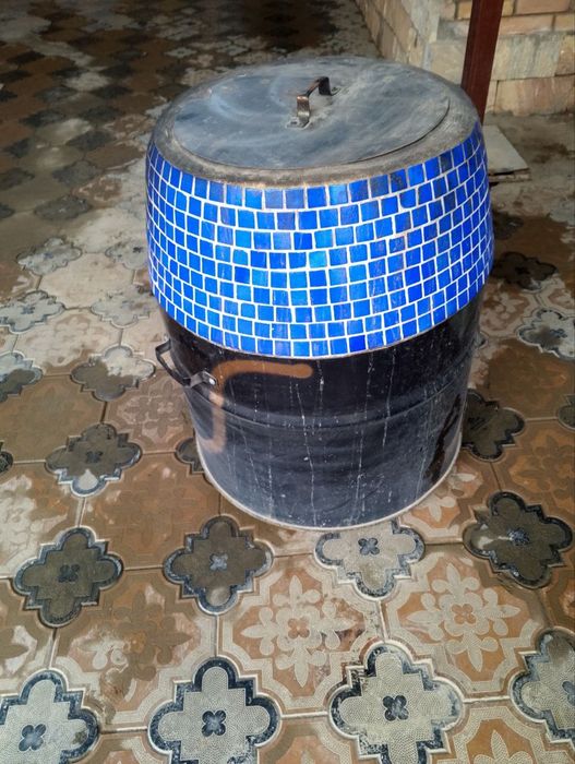 Тандир сотилади.