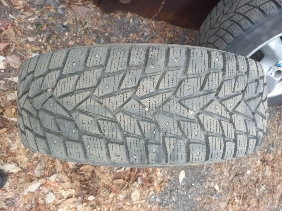 Продам диски с резиной  BMW X5 E53