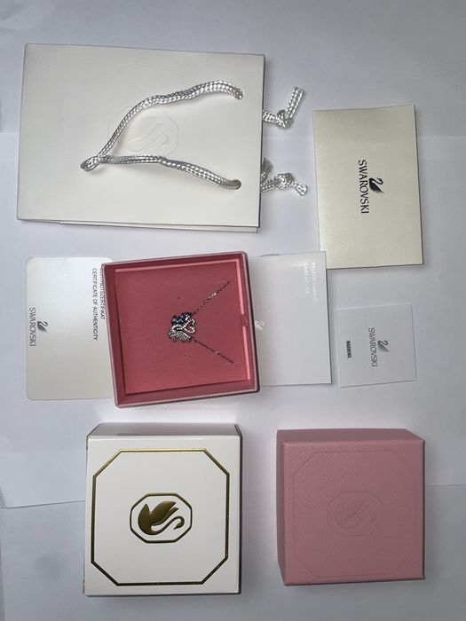 Swarovski Icon Swan / Dazzling Swan (Пълен Комплект)