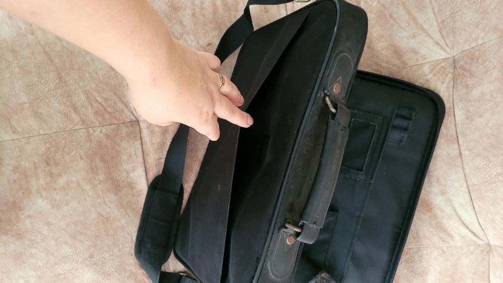 Продам сумку для ноутбука