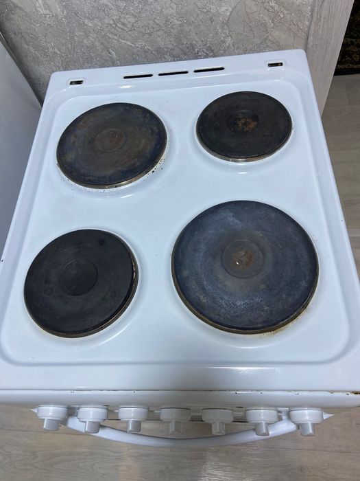 Продаю кухонную плиту