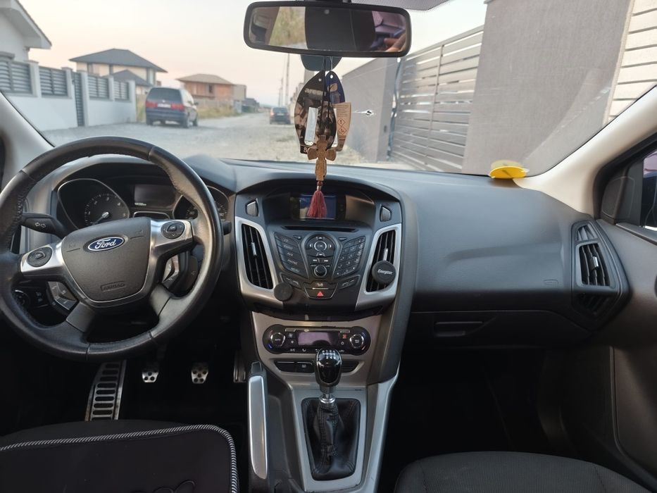FORD Focus 2012 — imagine 2