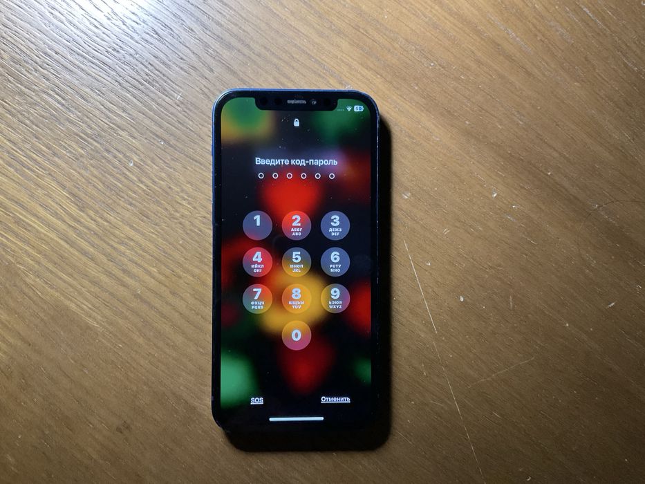 IPhone 12, 64гб памяти