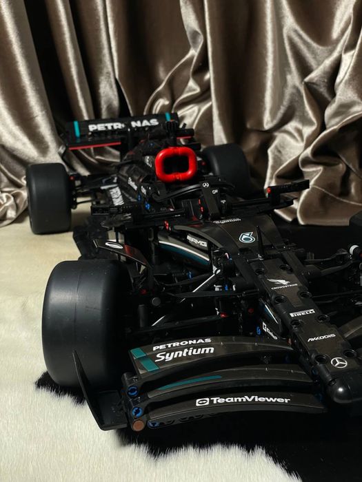 Formula 1 Amg petronas lego