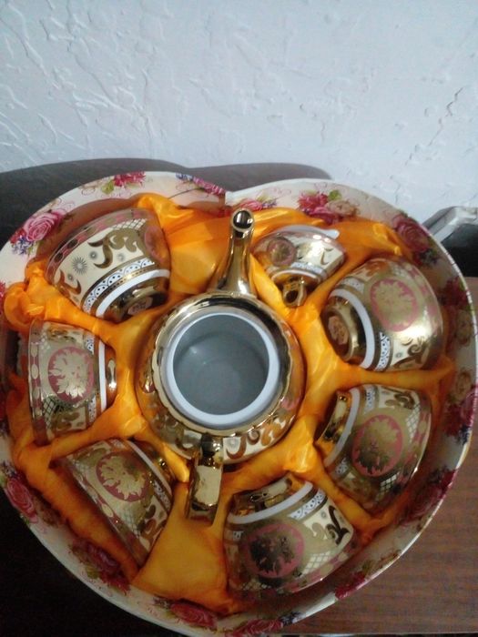 Сервиз чайный кофейный.