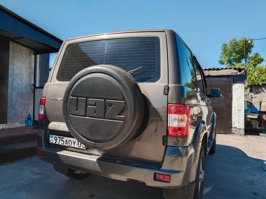 УАЗ Патриот 3163