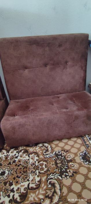 Продам диван 4 штук есть