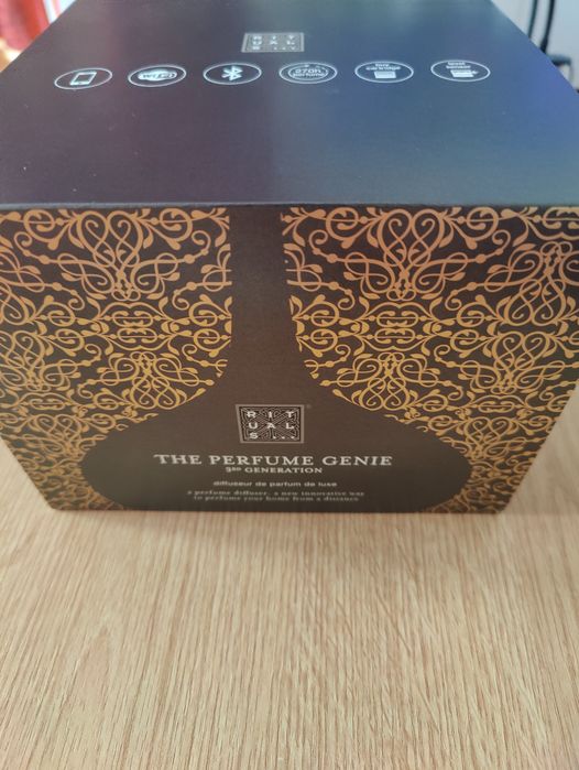 Difuzor parfum de lux Genie Rituals + rezerva