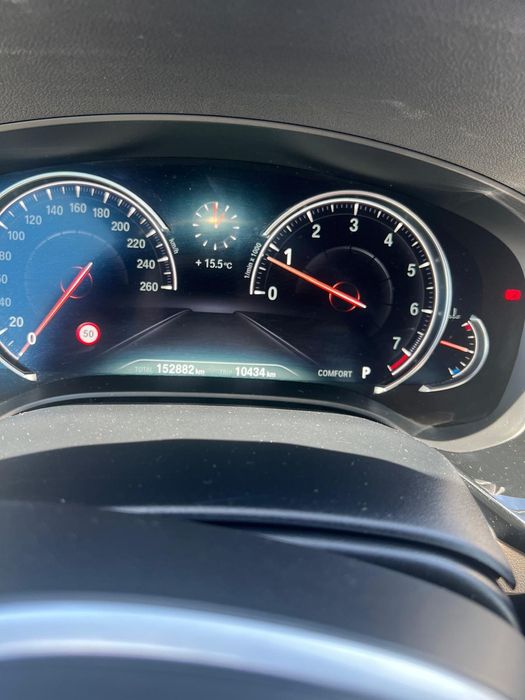 Vând autoturism BMW 540 xi