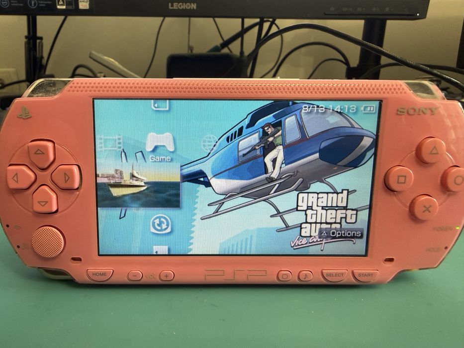 Sony Playstation Portabil PSP 1000 Pink Roz Modat