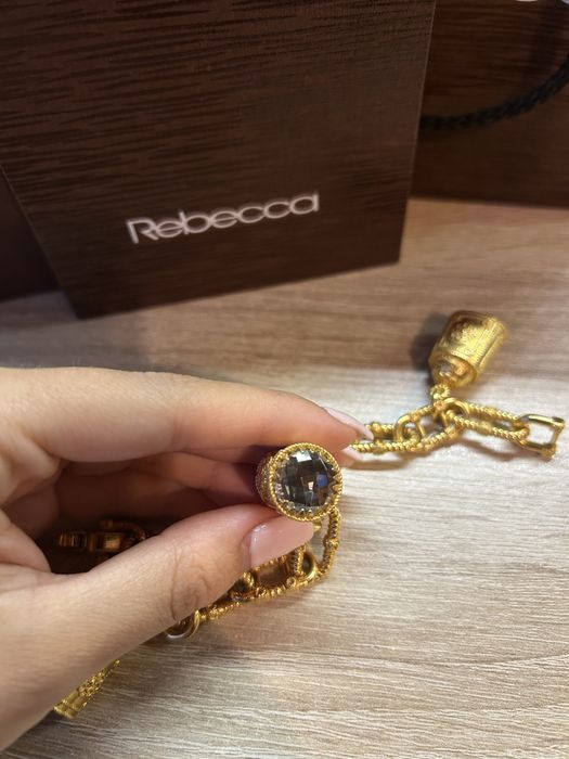 Гривна Rebecca с камъни нова