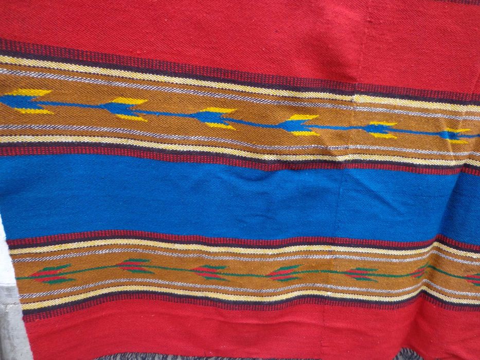 Вълнен възрожденски ръчно тъкан килим